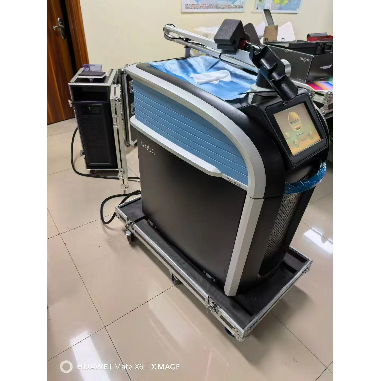 Cynosure PicoSure Tattoo Removal Laser - Refurbished 2017 - Detail View