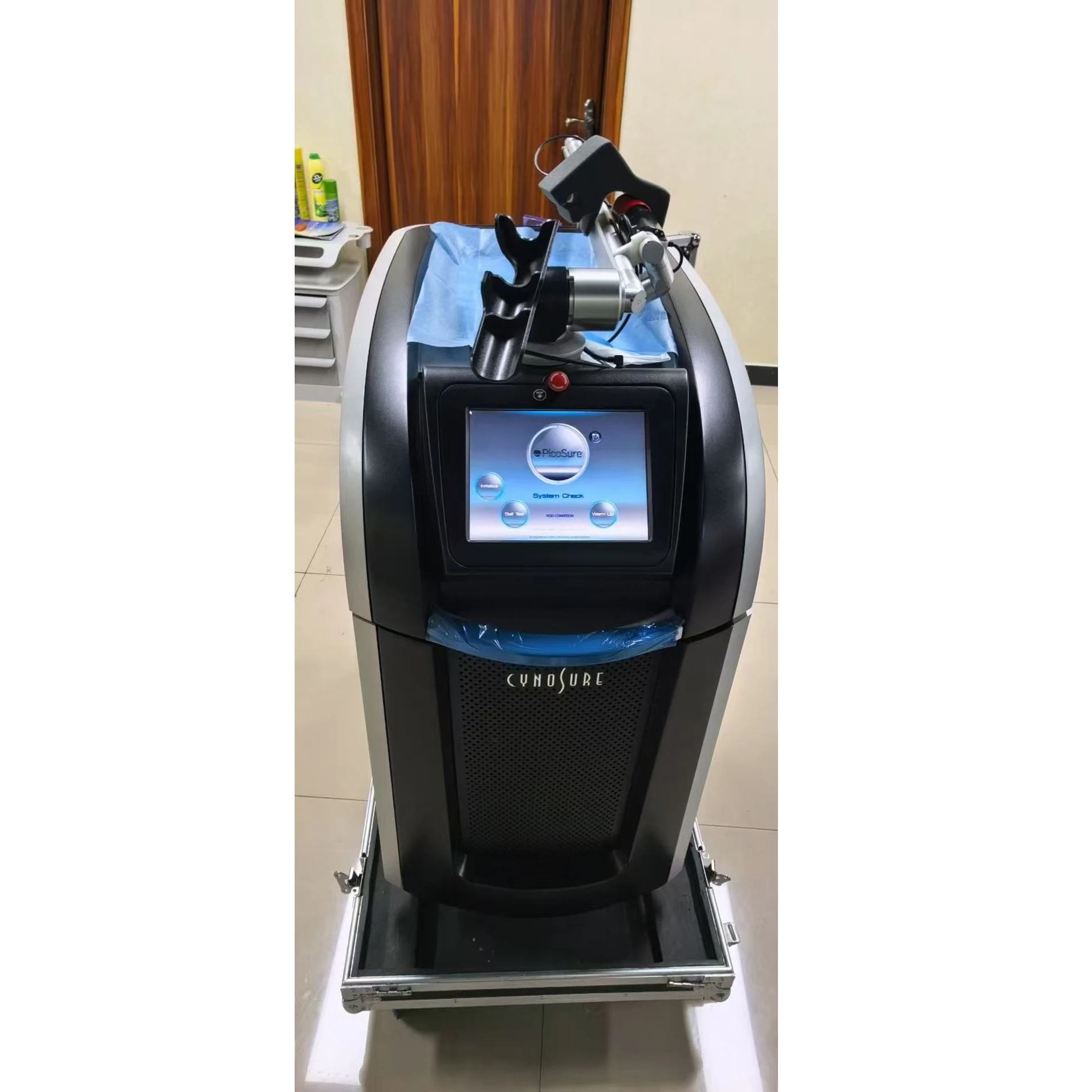 Cynosure PicoSure Tattoo Removal Laser - Refurbished 2017 - Side View